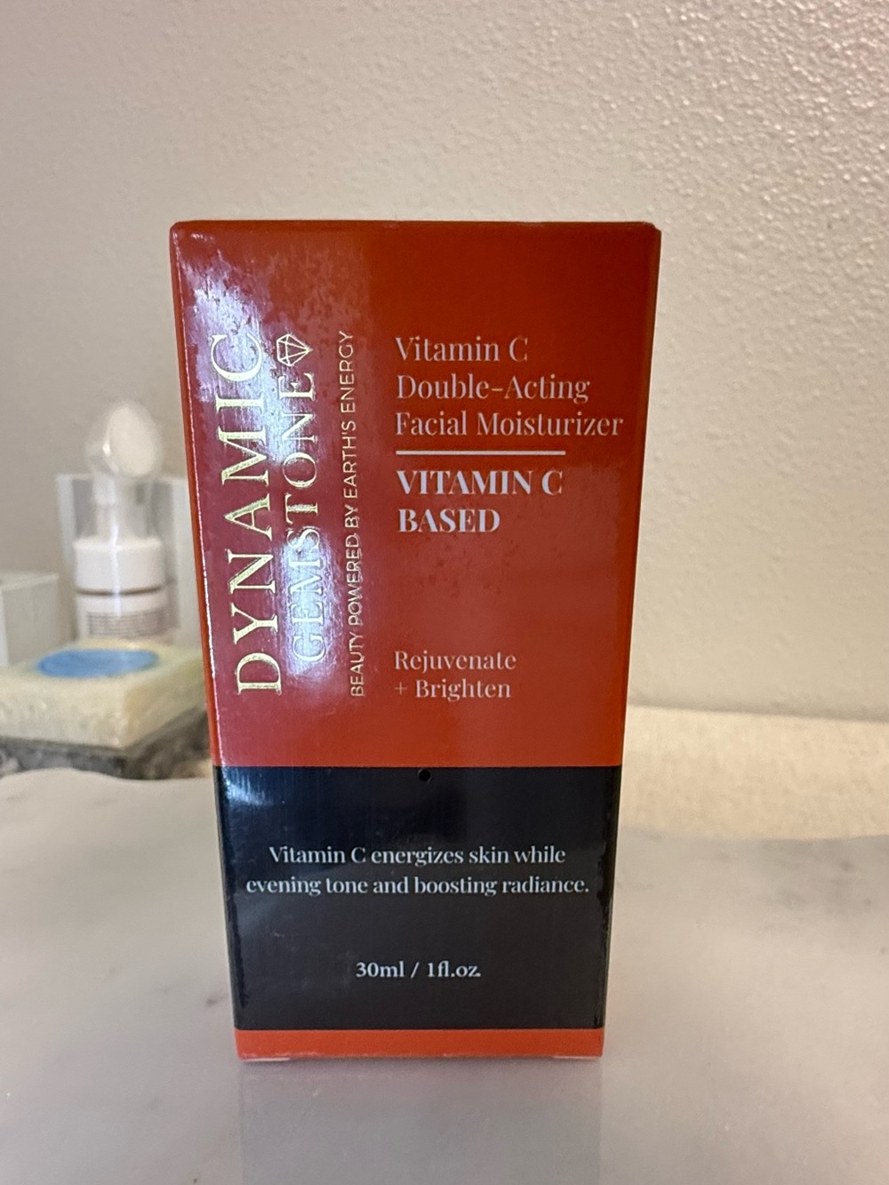 NEW Dynamic Gemstone Vitamin C Double-Acting Facial Moisturizer
